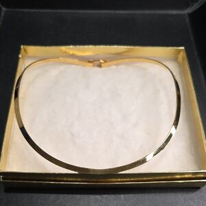 Elegant Gold Necklace